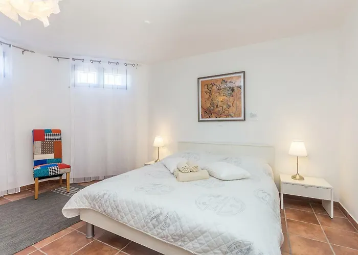 Vila Cavallo Linardici
