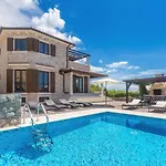 Cavallo Villa Linardici